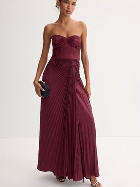 AMUR Joyceann Sweetheart Gown Pinot Noir Red Burgundy Strapless Maxi Dress - 8